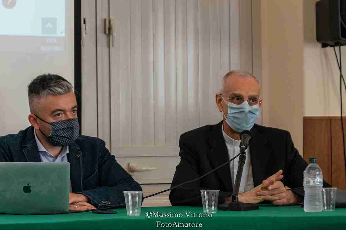 “In Ascolto di Acireale” incontro con il vescovo, monsignor Raspanti