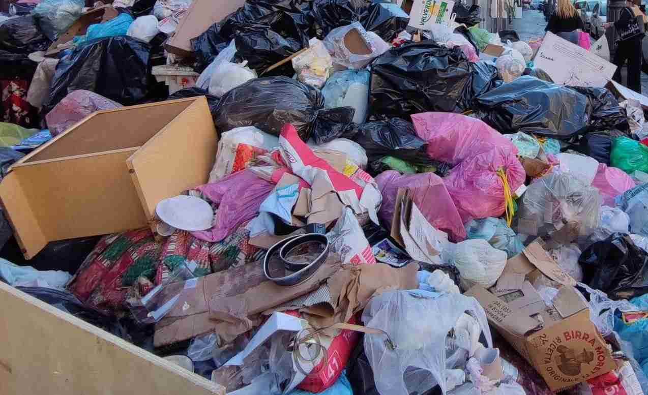 Raccolta porta a porta nel quartiere di San Giovanni Galermo e nel resto IV municipio
