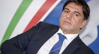 Pogliese presenta le dimissioni da Sindaco