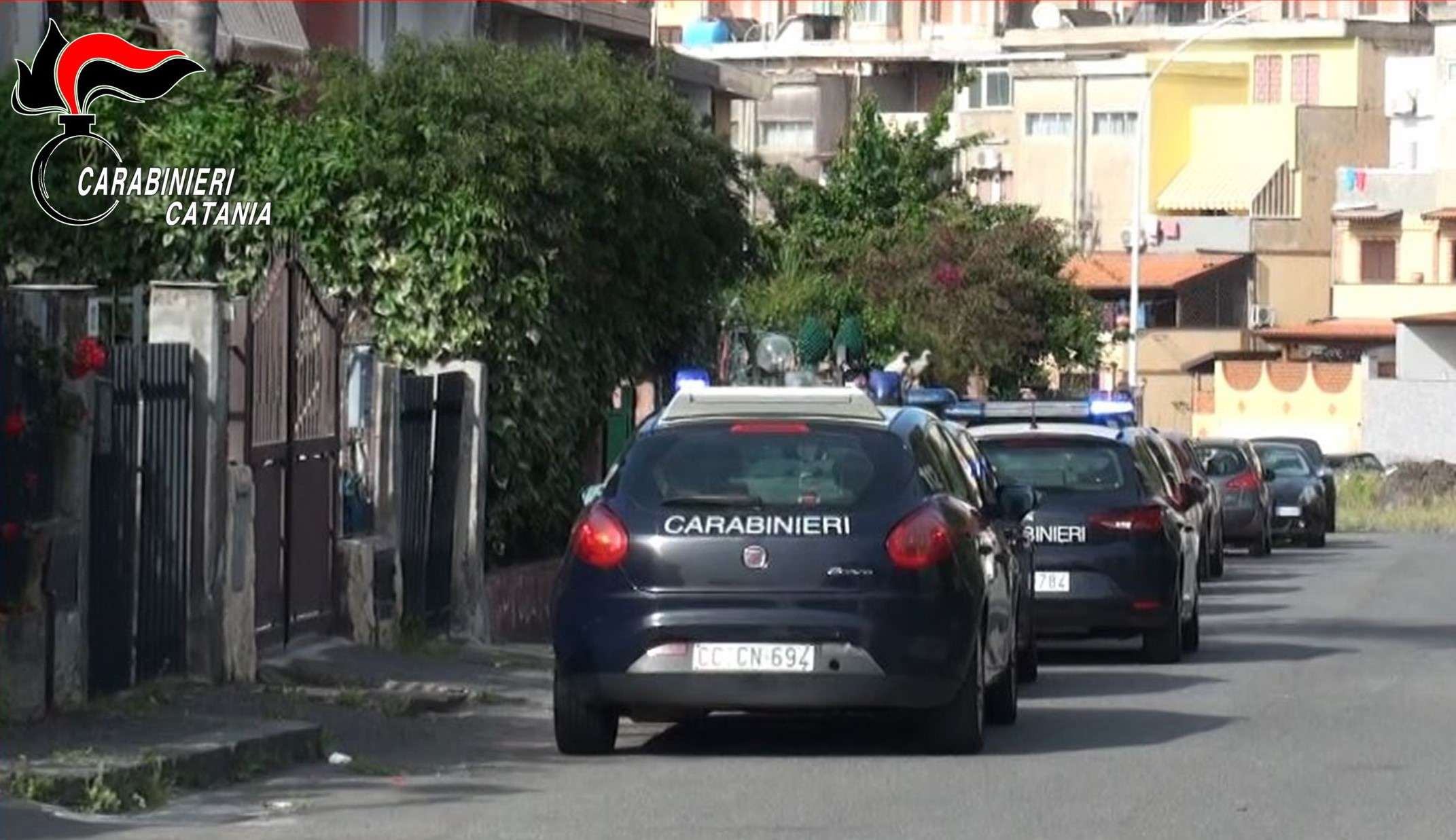 Nascondeva 105 grammi di cocaina in auto, denunciato
