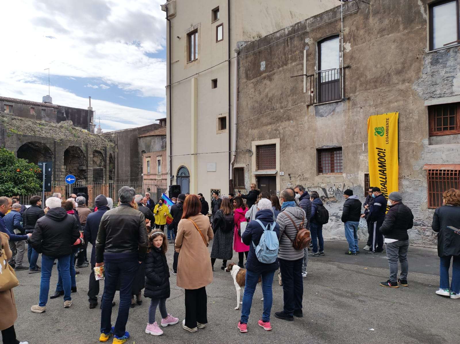 Mobilità, largo dell’Odeon pedonalizzato restituito ai cittadini come spazio da vivere