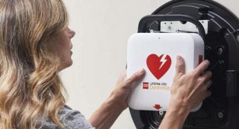 Corso utilizzo defibrillatore per 26 operatori commerciali e giovani atleti