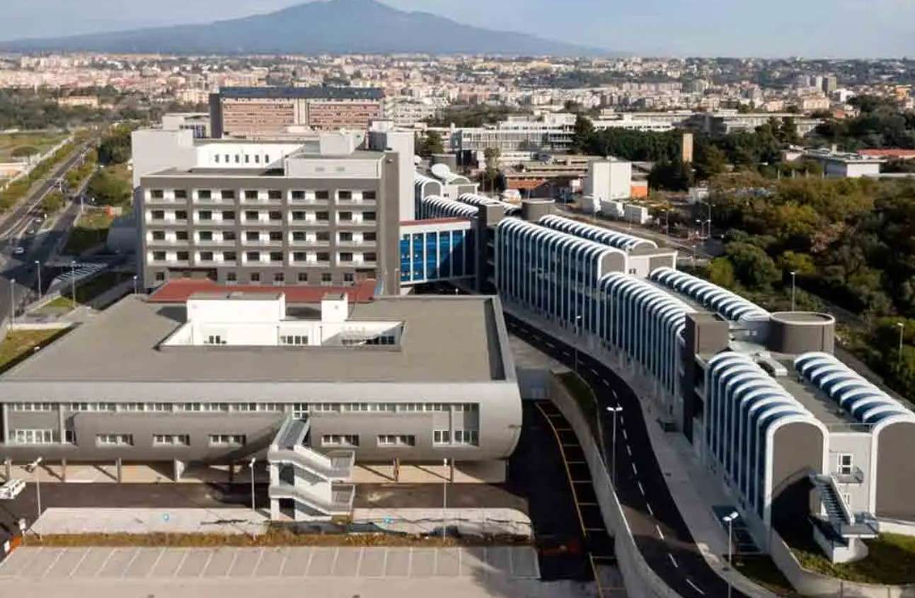 Donna di 32 anni si suicida a Catania