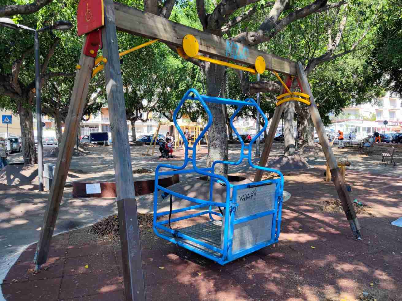 Giochi per Bambini in piazza Abramo Lincoln a Catania