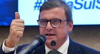 Calenda attacca Cuffaro, “Non capisco come un siciliano possa votarlo”
