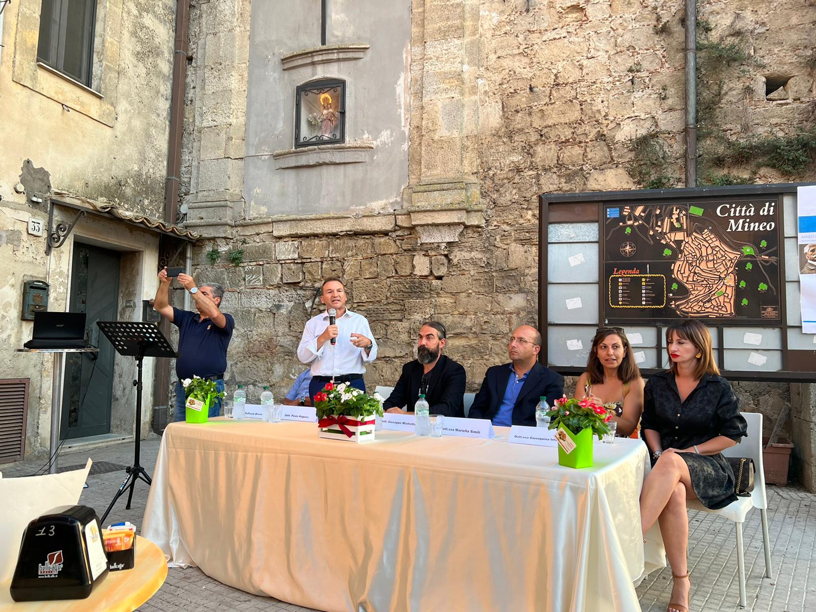“Mineo e Vizzini insieme nell’accoglienza e nel Verismo”