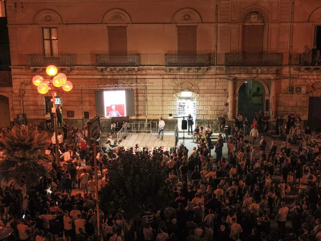Regionali 2022: De Luca, “a Leonforte oltre 5mila persone in piazza”