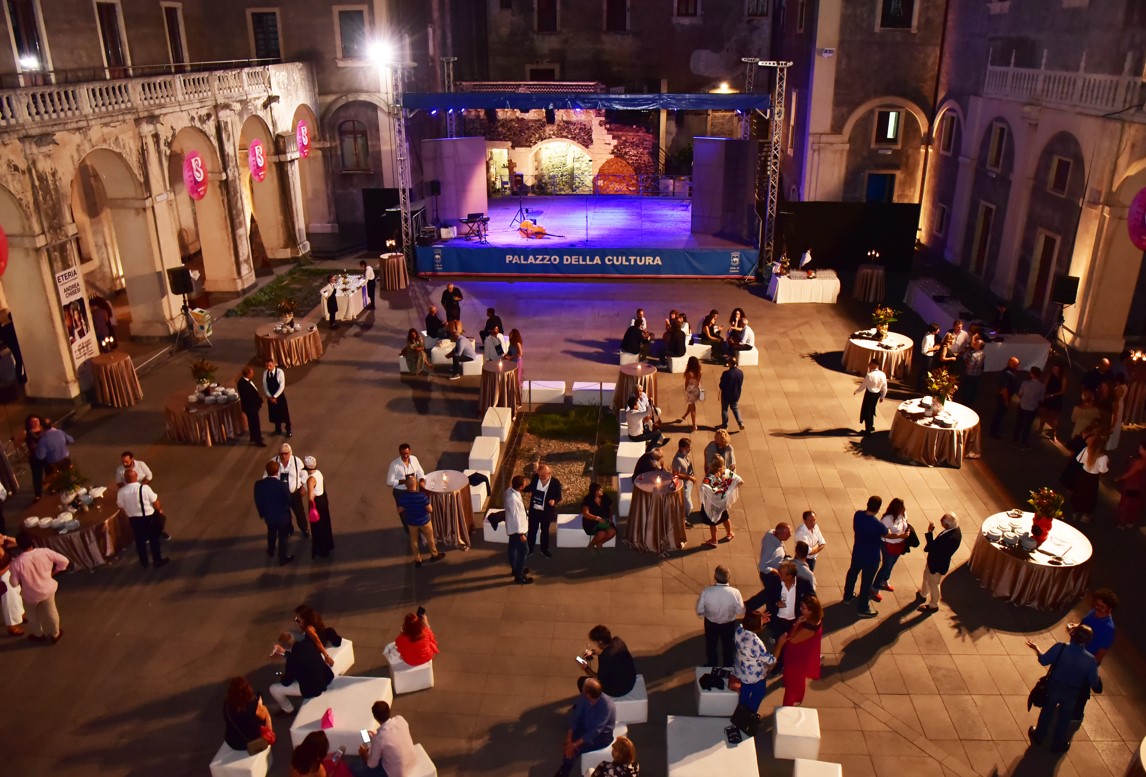 Pubblico internazionale per l’esordio degli “Etna Days – i Vini del vulcano”