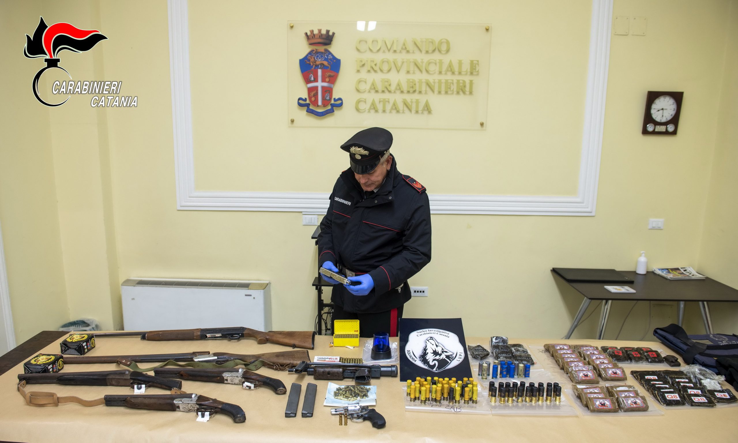 Librino, trovata una santabarbara di armi