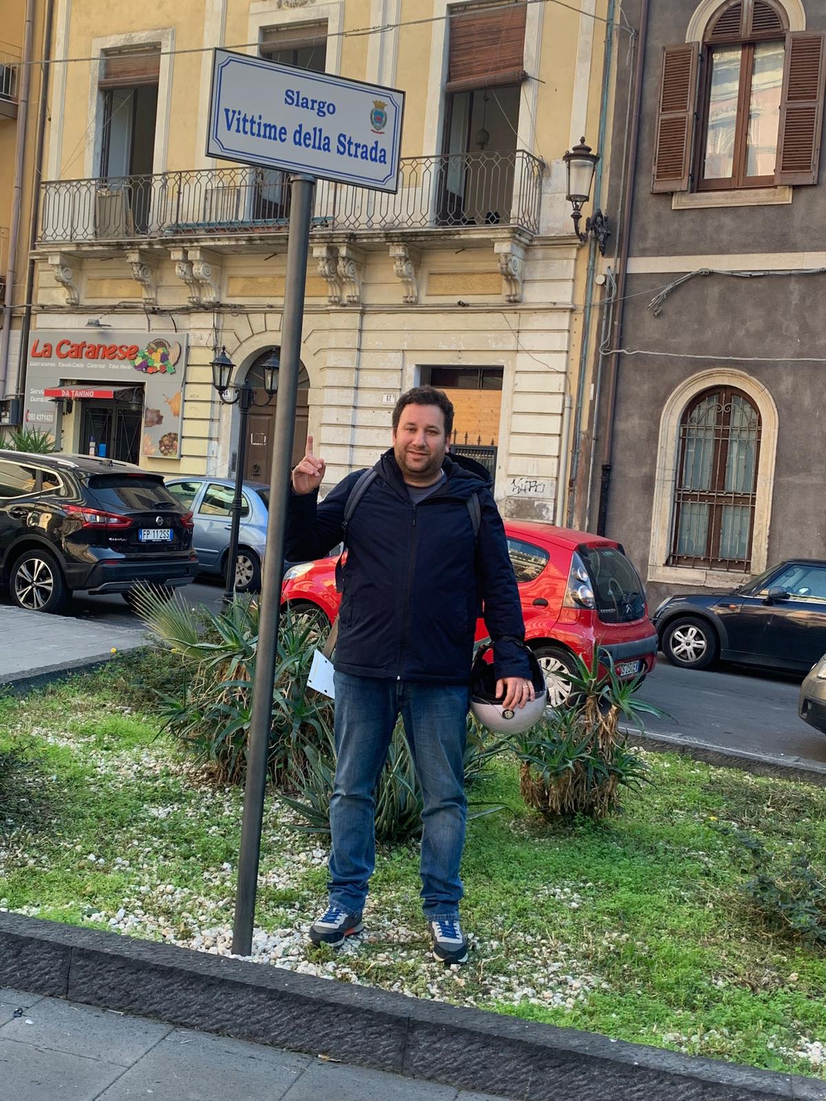 Uno slargo dedicato alle vittime della strada