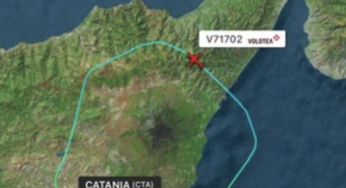 Odissea per i passeggeri di un volo Catania-Ancona
