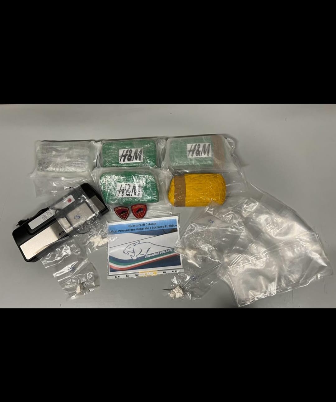 Scoperto con 4,5 chili di cocaina, arrestato