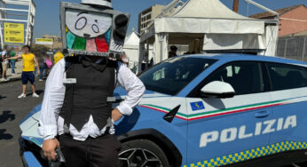 Spazio della Polizia tra gli stand espositivi di “Etna Comics”