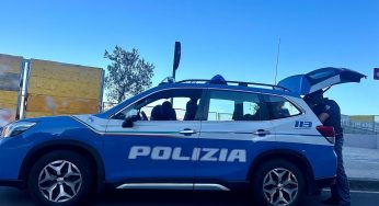 Grazie a una segnalazione di un Cittadino, la Polizia di Stato scopre un deposito di Moto Rubate