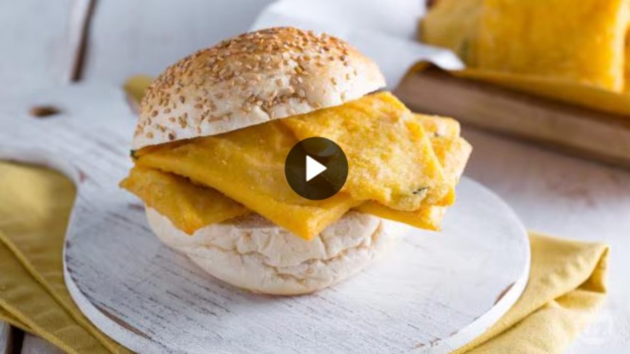 マクドナルドに行って死に、シチリアに行って生きることを学びましょう。ここにVESTEDDEがあります |目で食べられます