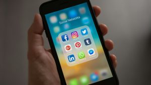Controllo social - (cataniaoggi.it-pexels)