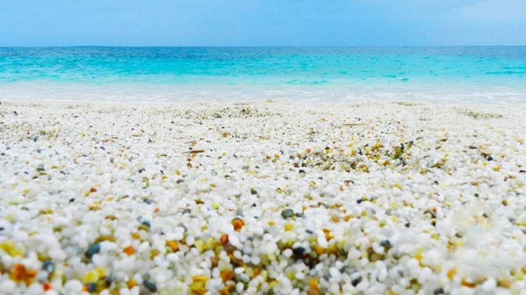 Spiaggia di Is Arutas - (cataniaoggi.it-sardegnaospitale)