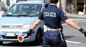 PATENTE – Arriva il coprifuoco: valida solo in queste fasce orarie limitatissime | Ne ritirano a secchiate ai posti di blocco