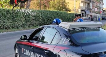 Librino, lite tra vicini degenerata: uomo ferito con un’accetta