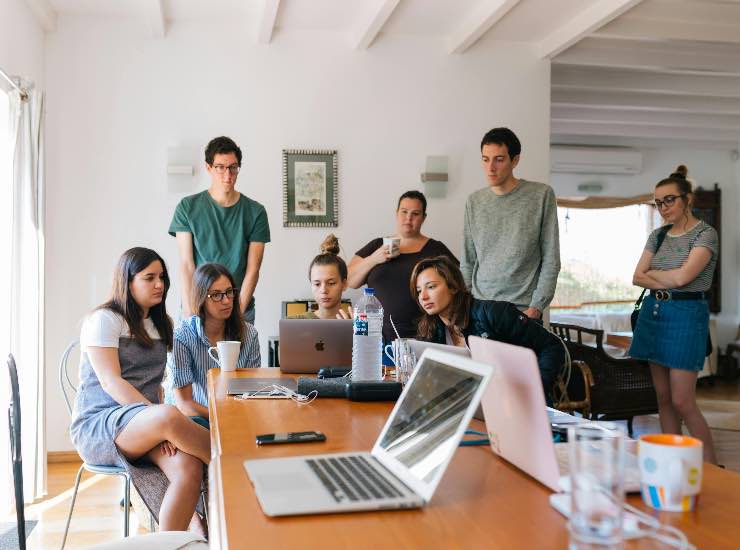 lavoratori (pexels) - cataniaoggi