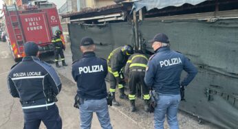 Controlli a San Cristoforo: multe e rimozioni contro l’abusivismo commerciale