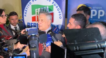 Pranzo della “resistenza azzurra”: Marina Berlusconi media tra Tajani e i dirigenti FI