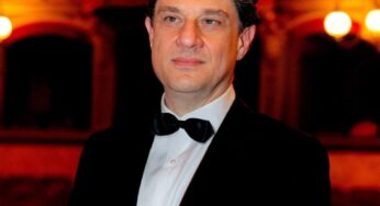 Trionfo per il Bellini: a Giovanni Cultrera la Candelora d’Oro per il rilancio del teatro