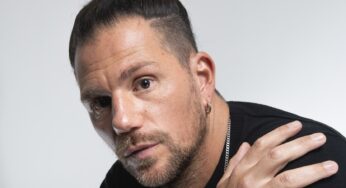Enrico Nigiotti annuncia il Summer Tour 2026: unica data siciliana al Teatro di Verdura di Palermo