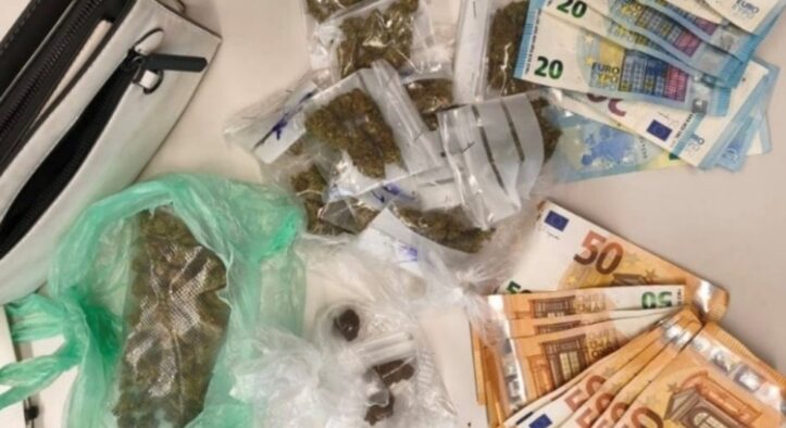 Catania, quartiere San Berillo: la Polizia di Stato arresta 19enne per spaccio di stupefacenti