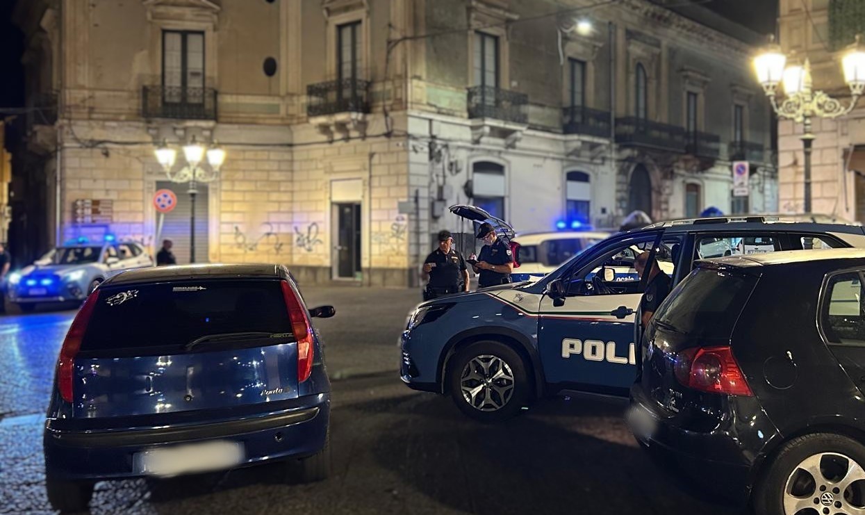 Controlli della Questura a Paternò: verificate attività commerciali e presunte violazioni stradali
