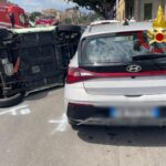 Incidente stradale in via Vincenzo Giuffrida: intervento dei Vigili del Fuoco per soccorrere una conducente