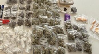 Blitz dei Falchi a Picanello, forte odore dall’utilitaria: arrestato un 57enne con oltre un chilo di droga