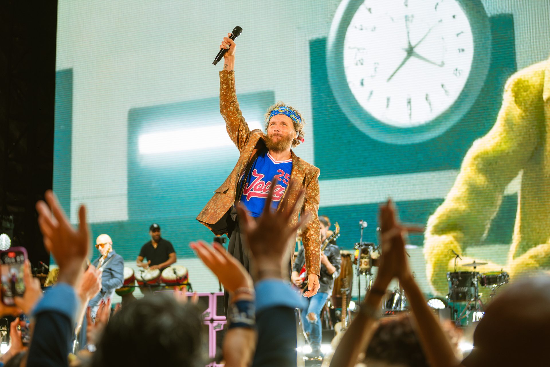 Jovanotti annuncia gli ospiti del Jova Summer Party a Palermo