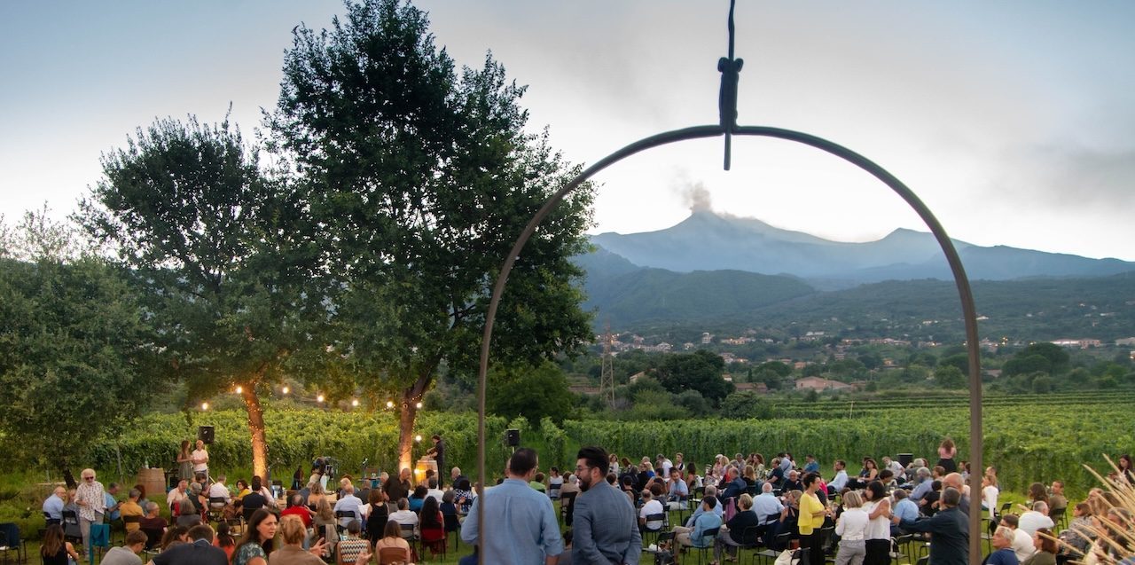 Murgo lancia la VII edizione di Jazz in Vigna all’Etna con uno spumante record