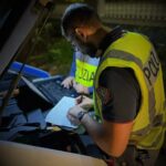 Tre focolai di rifiuti aziendali in fiamme vicino alla SS417 a Ramacca: agricoltore arrestato dalla Polizia