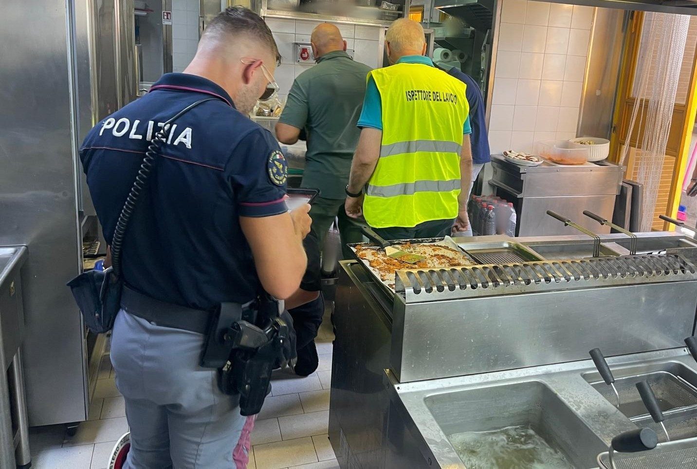 Controlli Playa Catania: sanzioni per 40mila euro tra frode alimentare e lavoro nero