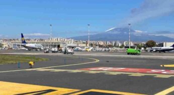 Aeroporto Catania arrivi sospesi: Etna blocca Fontanarossa