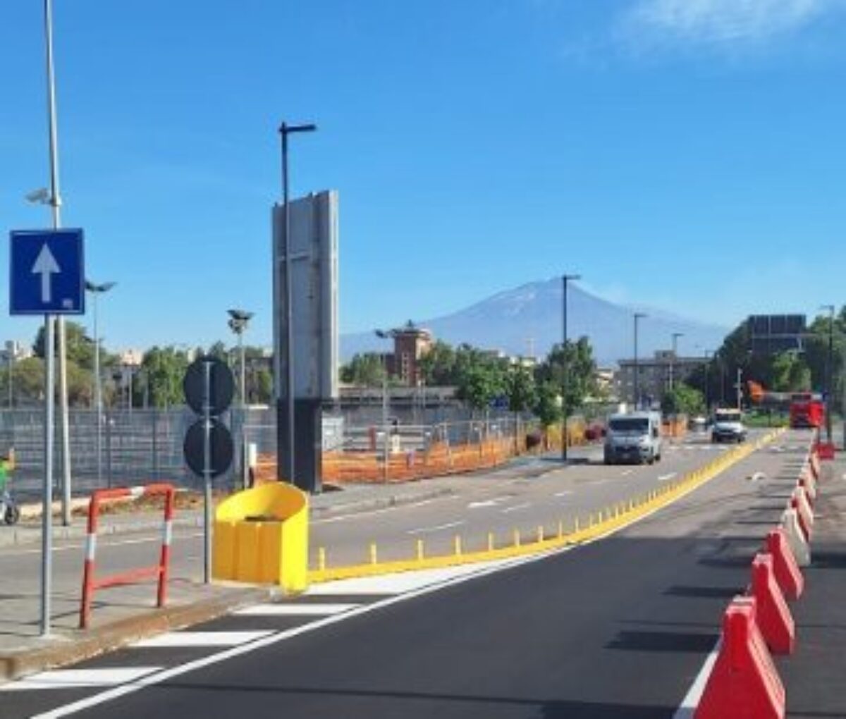 Riapertura aeroporto Catania dopo lo stop per l’Etna