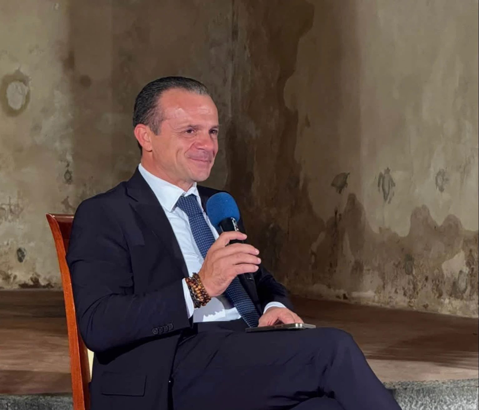 Elezioni, De Luca: «Il 9 e 10 maggio l’election day»