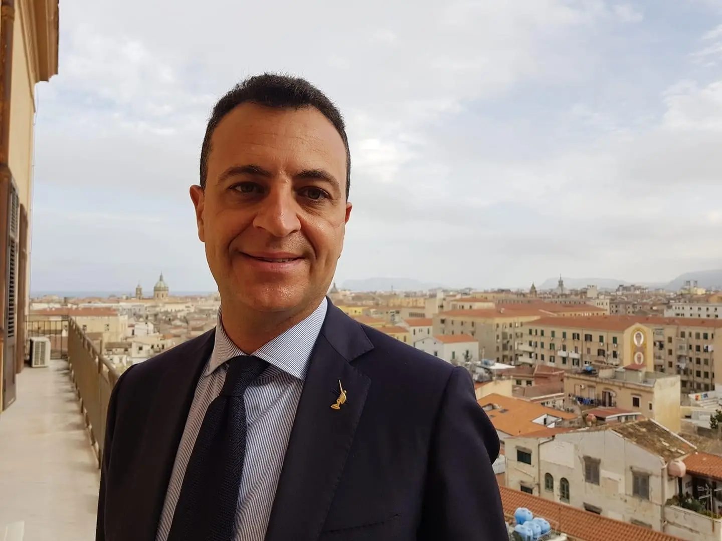 Minardo con i sindaci di Forza Italia ad Aci Castello