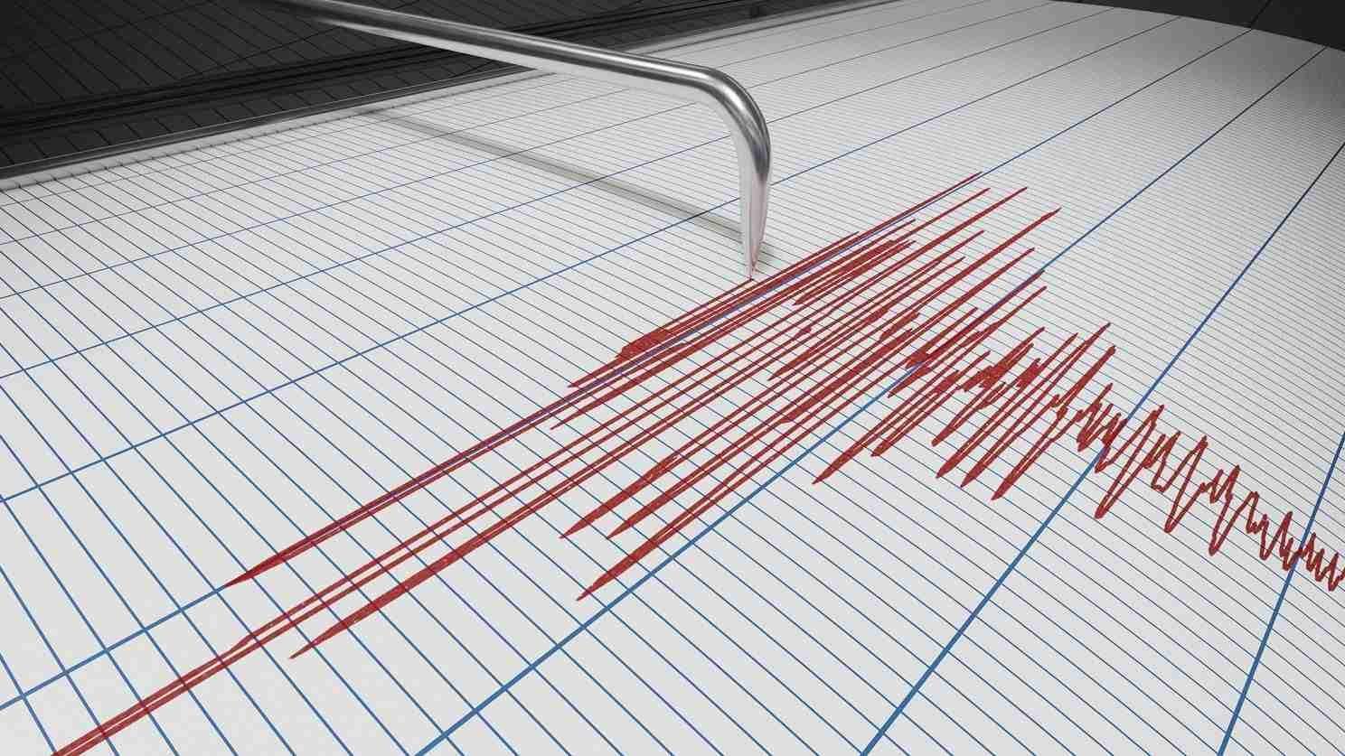 Sequenza sismica al largo delle Eolie, scossa di magnitudo 5.5